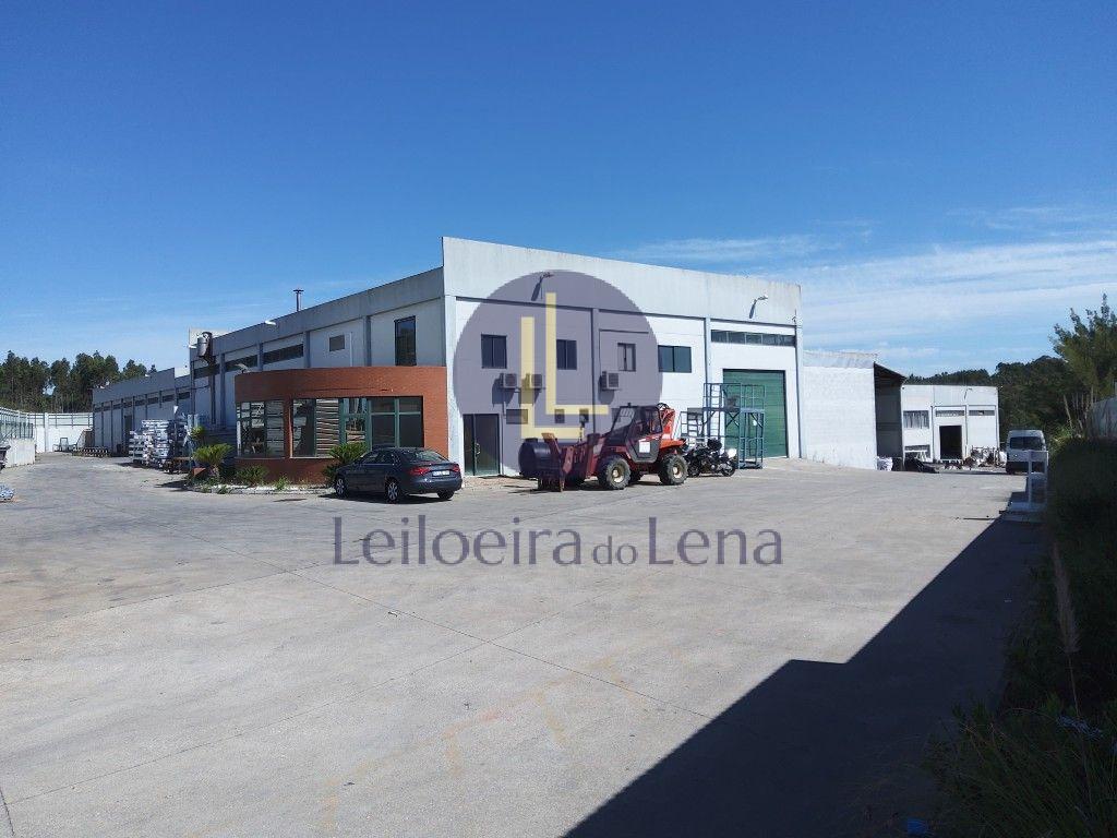 Fotografia de imóvel: Armazém 1200m2 - Terreno com 7.969m2 - ZI Tocadelo