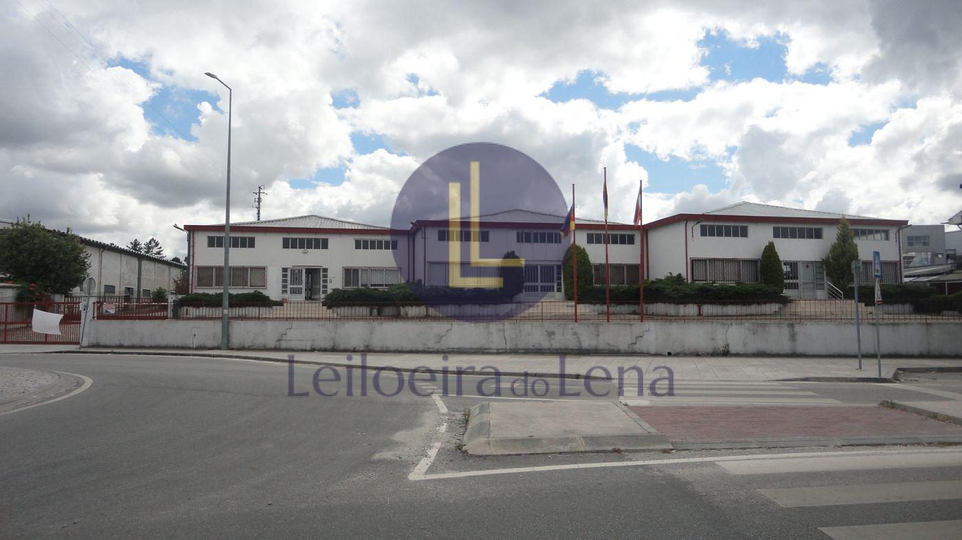 Fotografia de imóvel: Armazém 1200m2 - Terreno com 7.969m2 - ZI Tocadelo