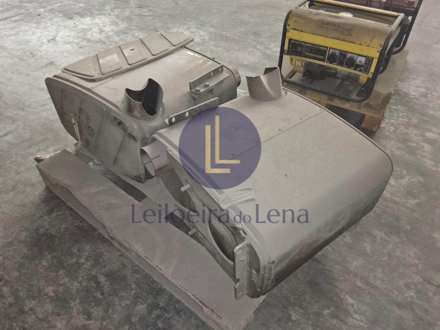 Fotografia de imóvel: Armazém 1200m2 - Terreno com 7.969m2 - ZI Tocadelo