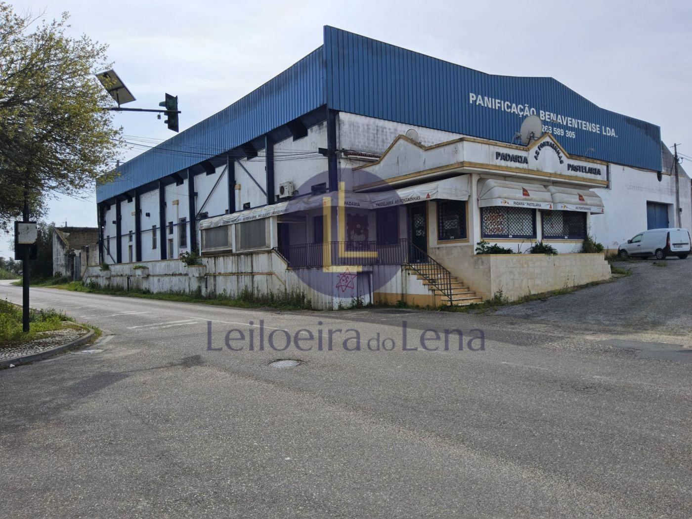 Edif&iacute;cio destinado a f&aacute;brica de p&atilde;o com garagem ( (Proc 1362/23.7T8STR Insolv&ecirc;ncia de Panifica&ccedil;&atilde;o Benaventense, Lda)