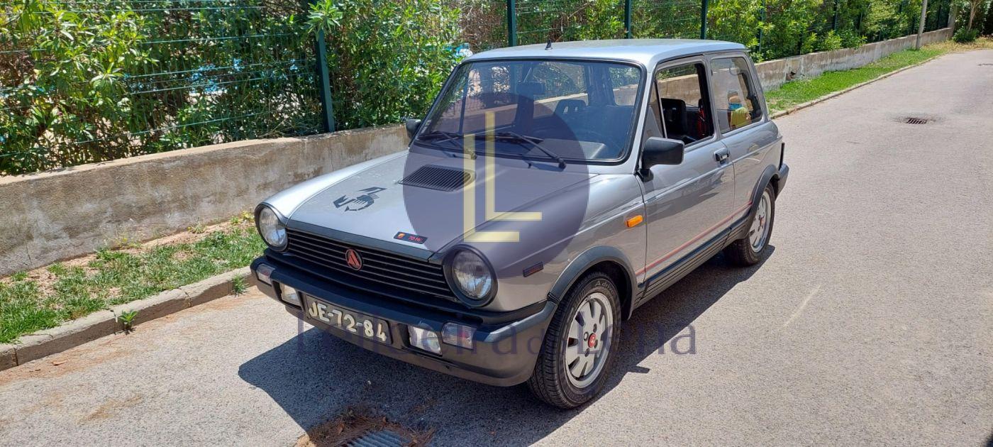 Ve&iacute;culo Ligeiro de Passageiros Autobianchi A 112 70 HP Abarth, 07/1985, 5 lugares, a gasolina, matr&iacute;cula JE-72-84 (ASP/2024)