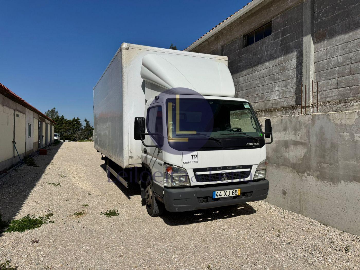 Mitsubishi  Canter FE 85, matricula 44-XJ-65 e equipamentos (Proc 3095/25.0T8VFX)